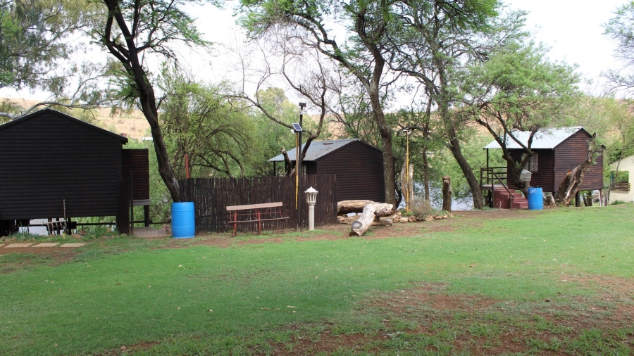 2 Bedroom Property for Sale in Lindequesdrif North West